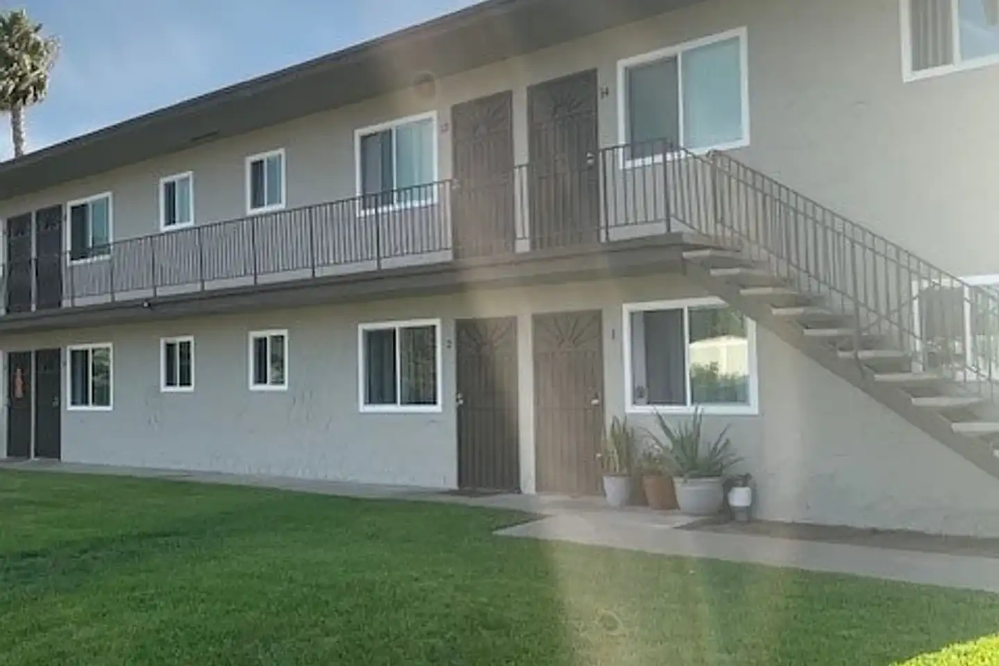 Leo's Apartments photo 3