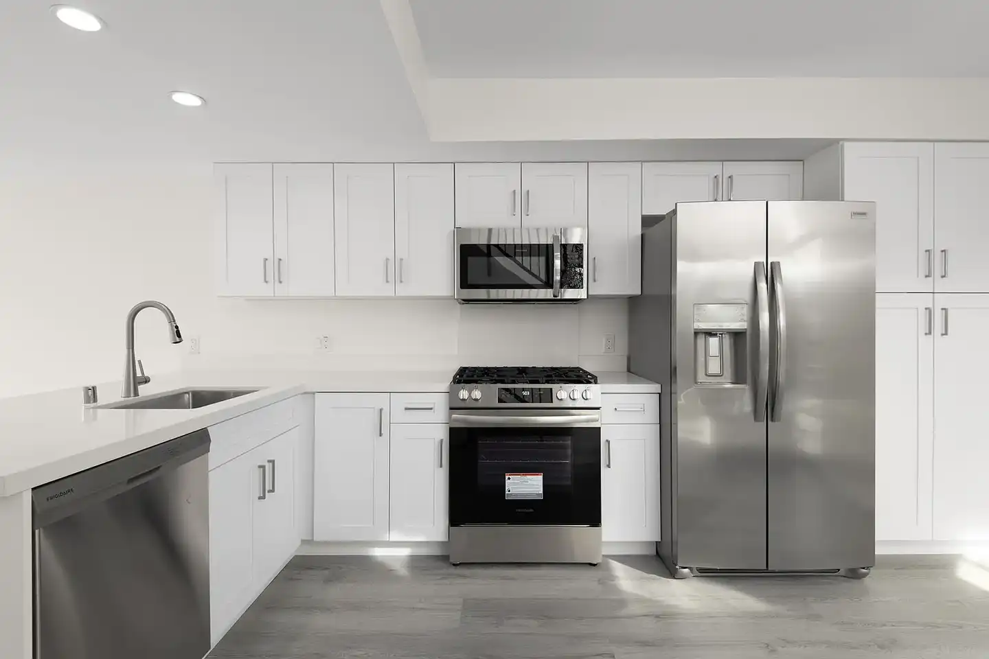 Civic Center Villas photo 3