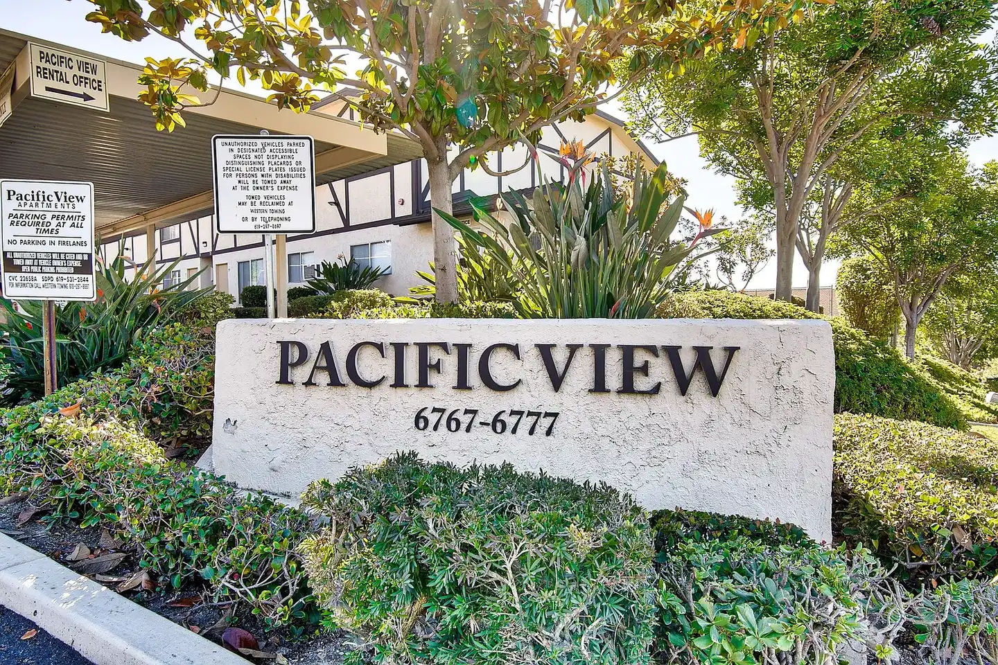 Pacific View photo 2