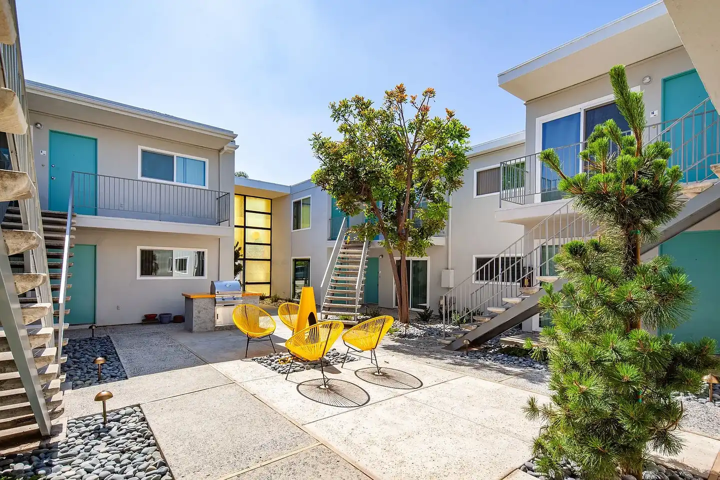 The Amberjack Apartments photo 3