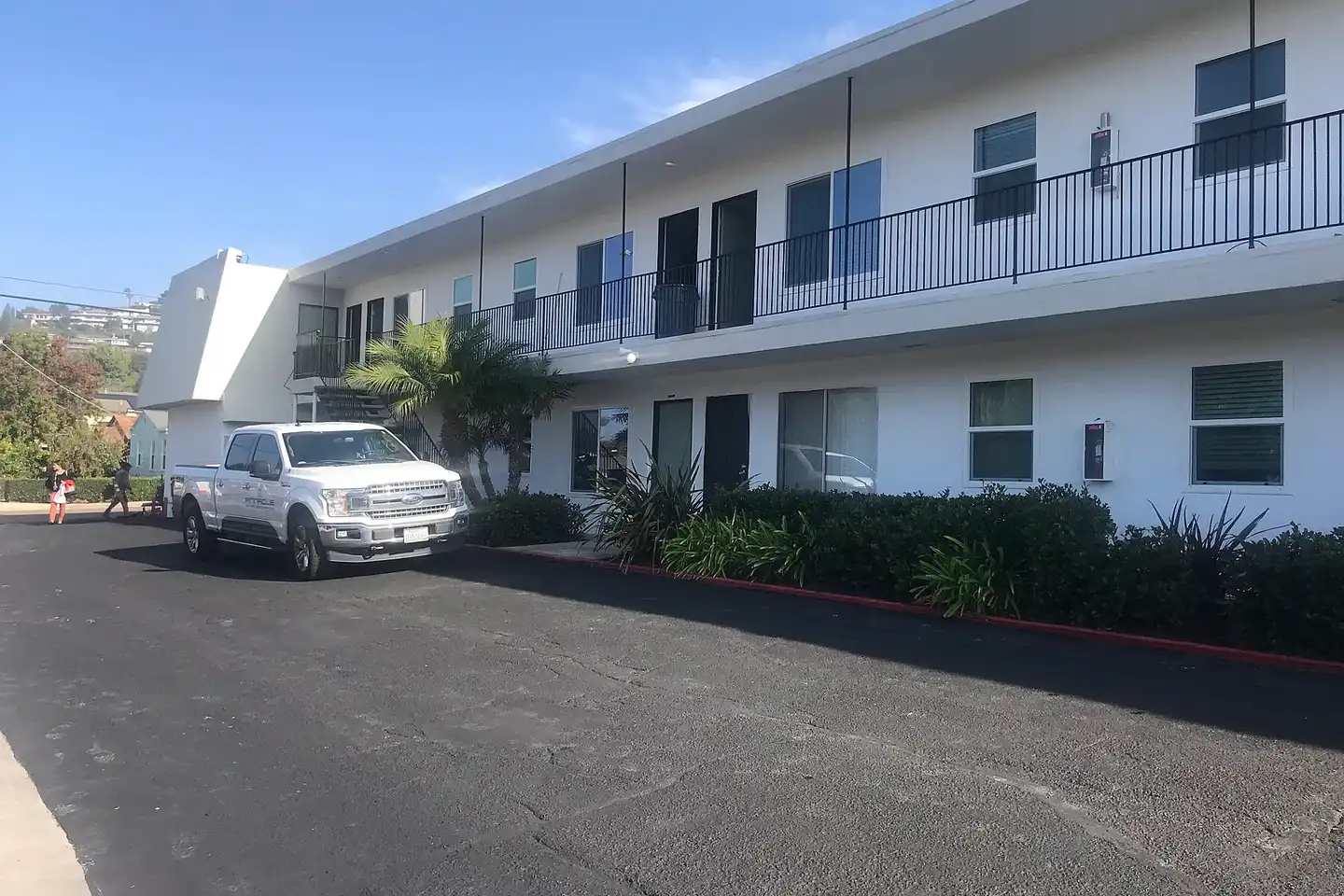 Now Available 1 & 2 Bedroom Renovated Apts! photo 3