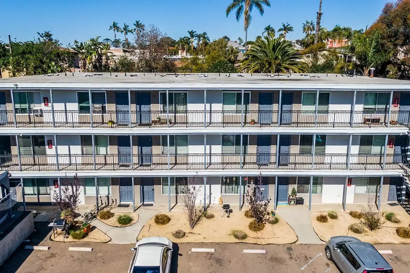 2525 Broadway photo 4