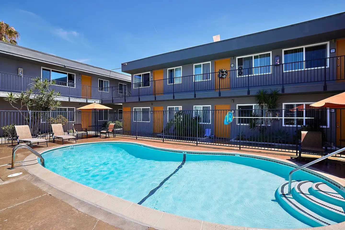 Elivia Apartments photo 5