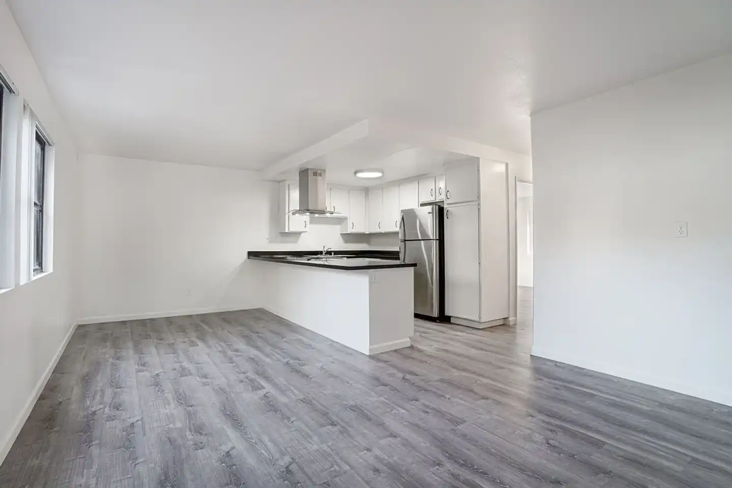38th North Apartments photo 3