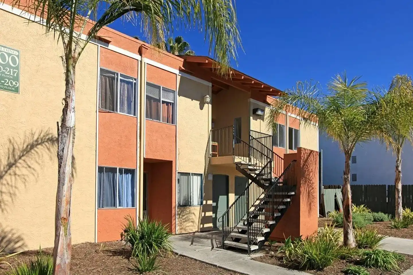 Emerald Vista Apartments photo 5