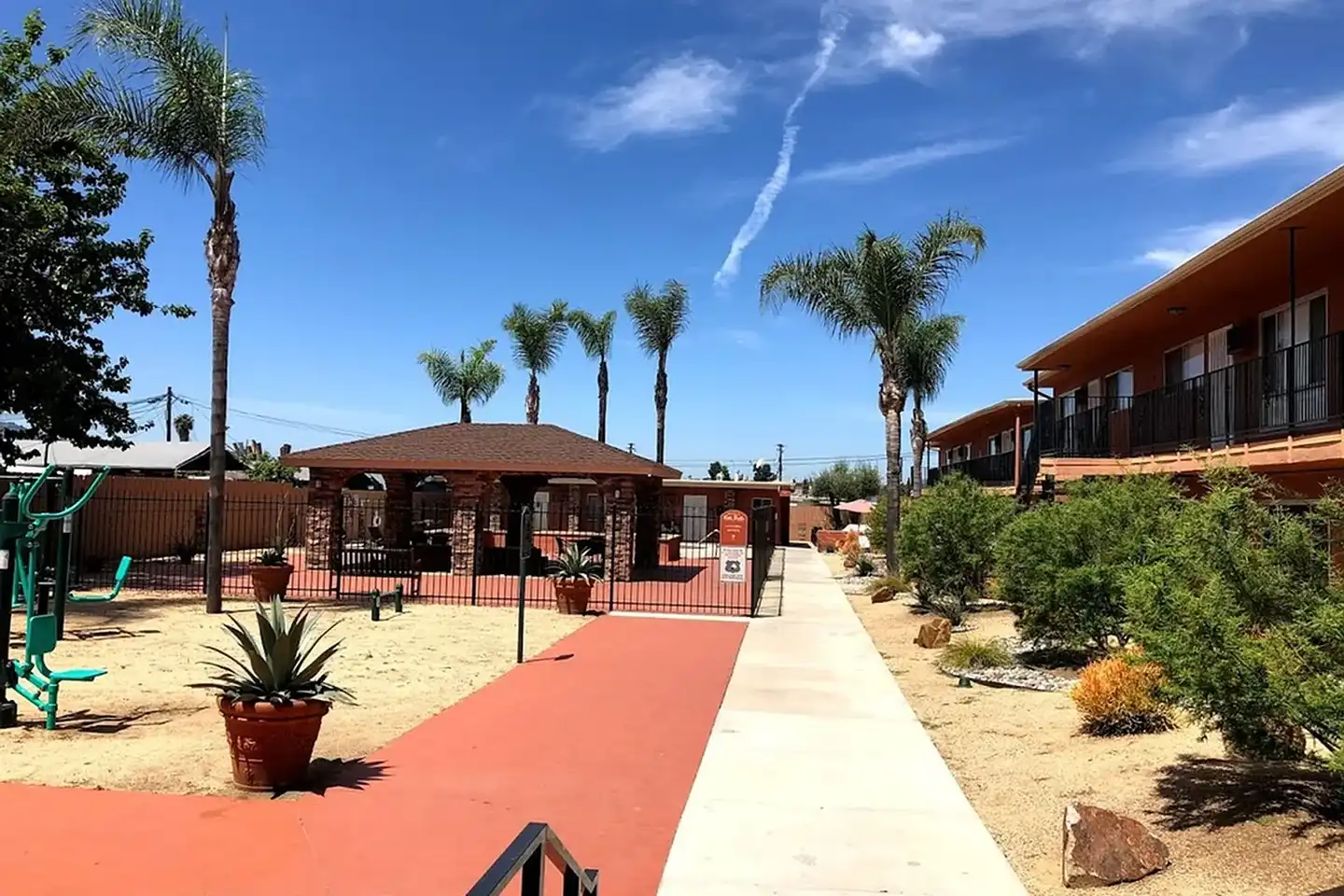 Vista Bella Apartment Homes photo 3