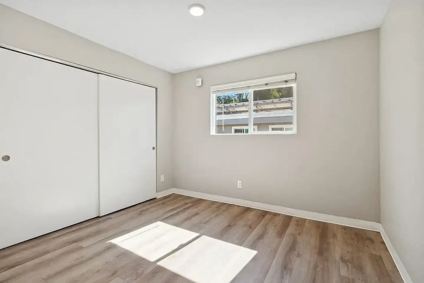 Park Crest Apartments photo 5