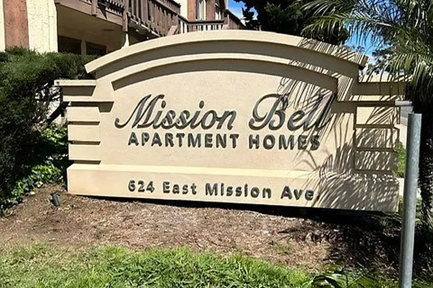 Mission Bell Apartments photo 2