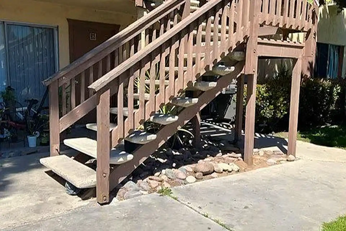 Mission Bell Apartments photo 5