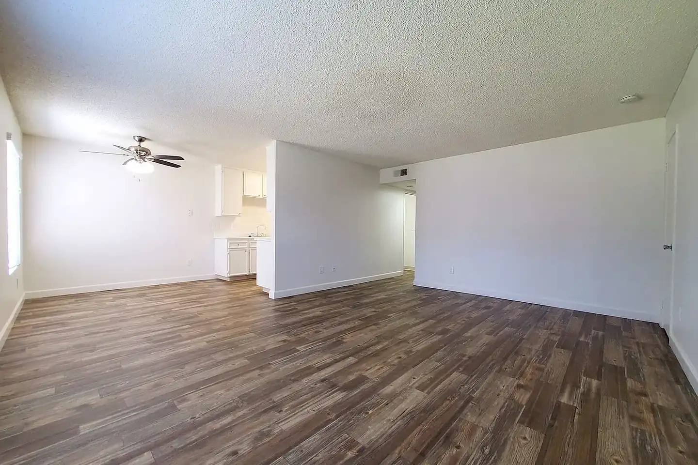 Casa del Valle Apartments photo 5