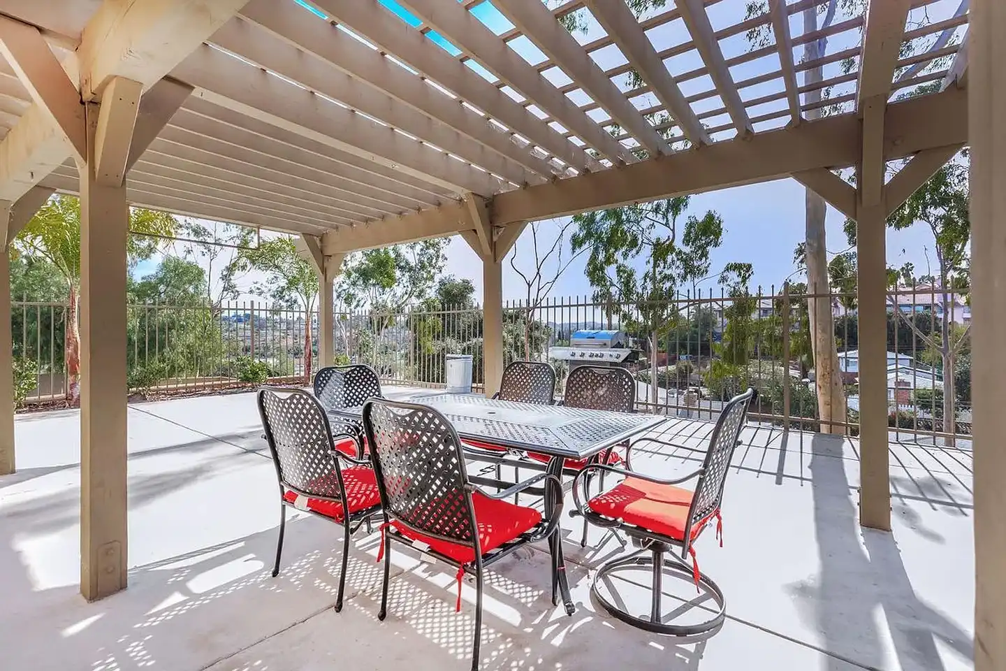 Newport Gardens Apartments