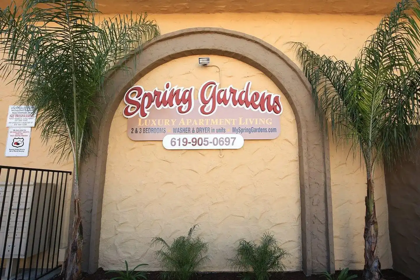 Spring Gardens Apartments photo 2