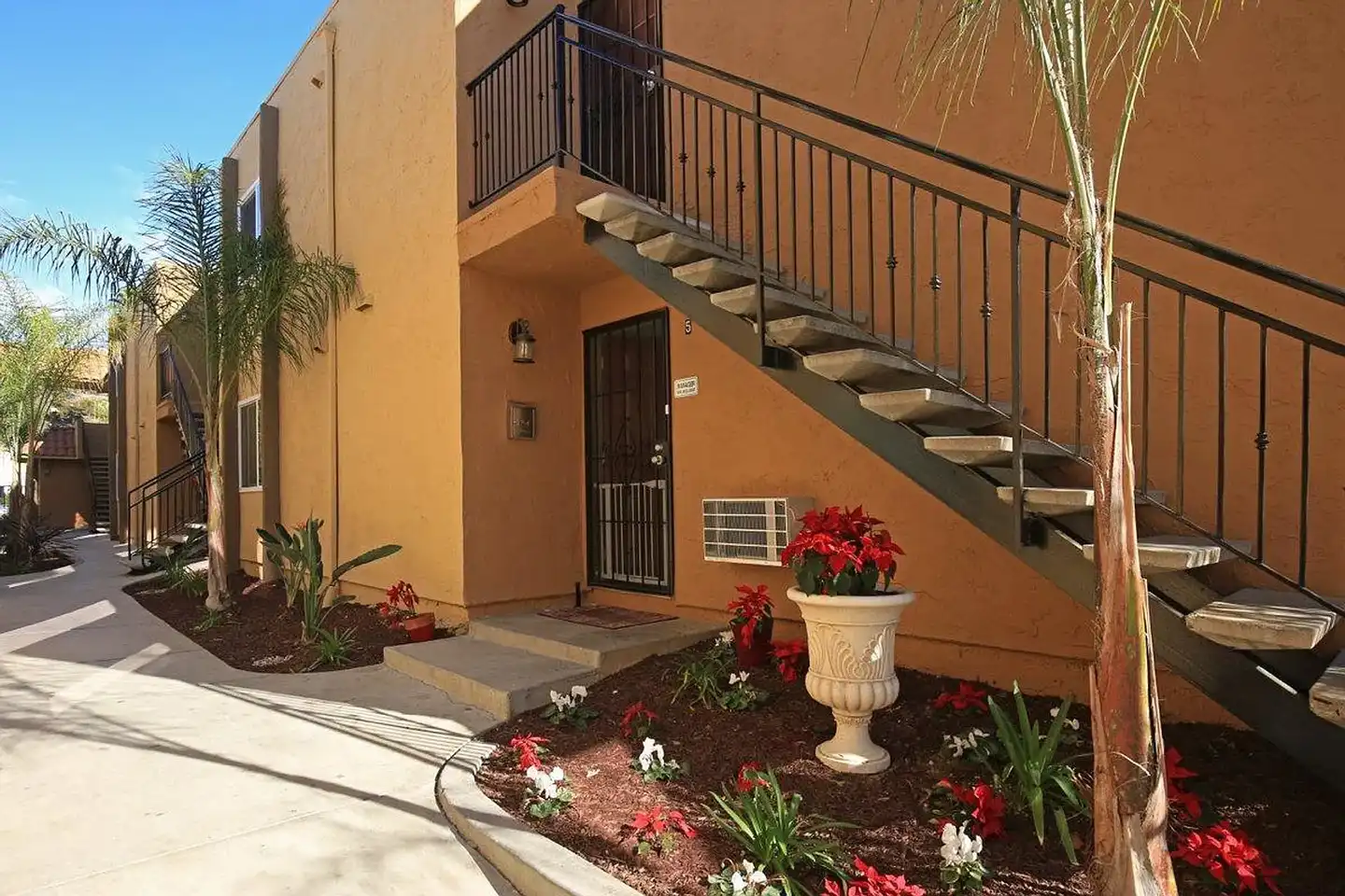Spring Gardens Apartments photo 5