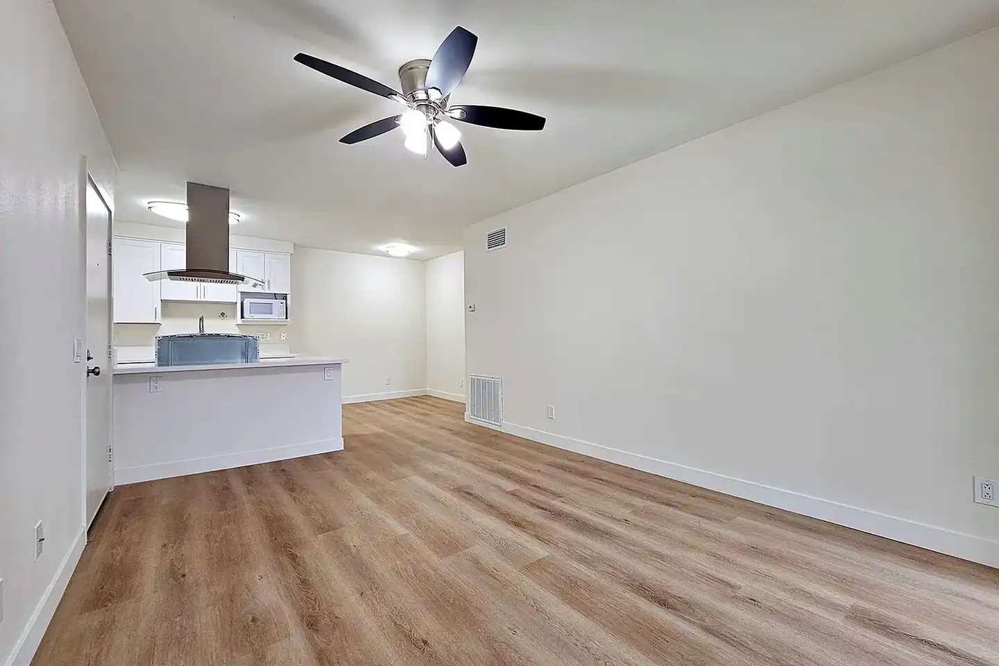 The Vine Apts