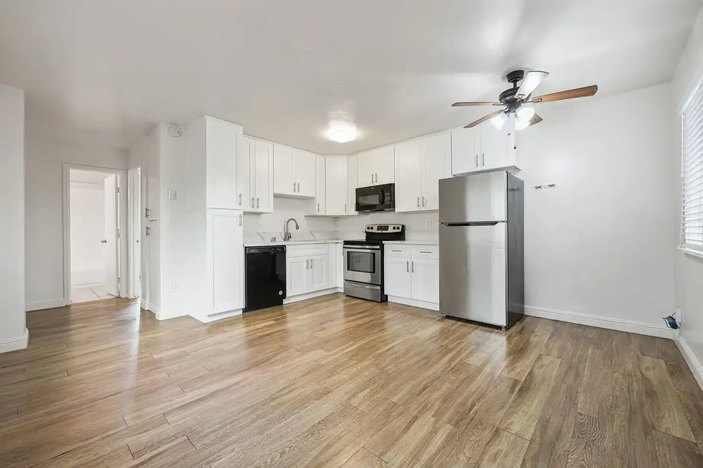 9688 Los Coches Road photo 3