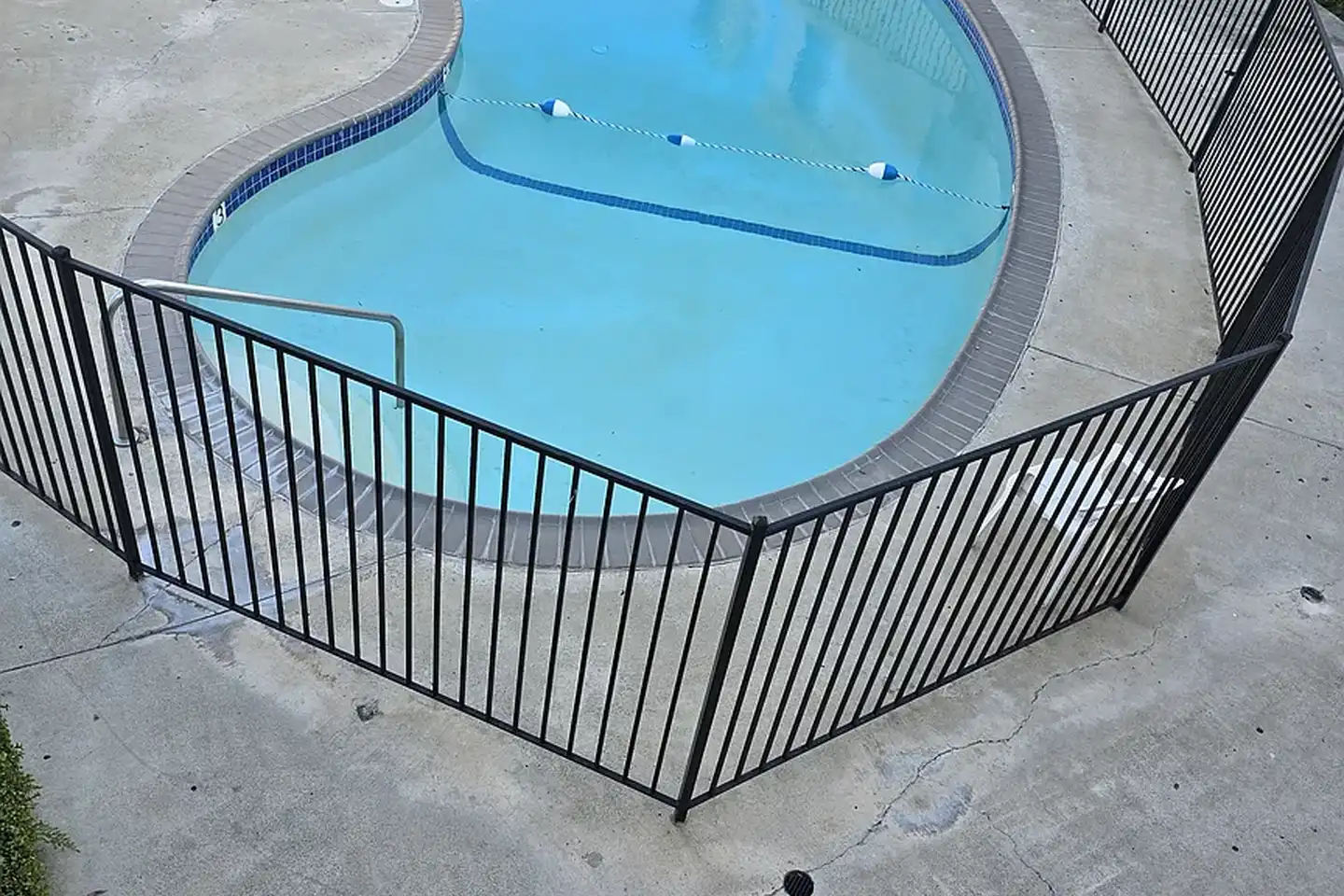 Valley House Apartments photo 3