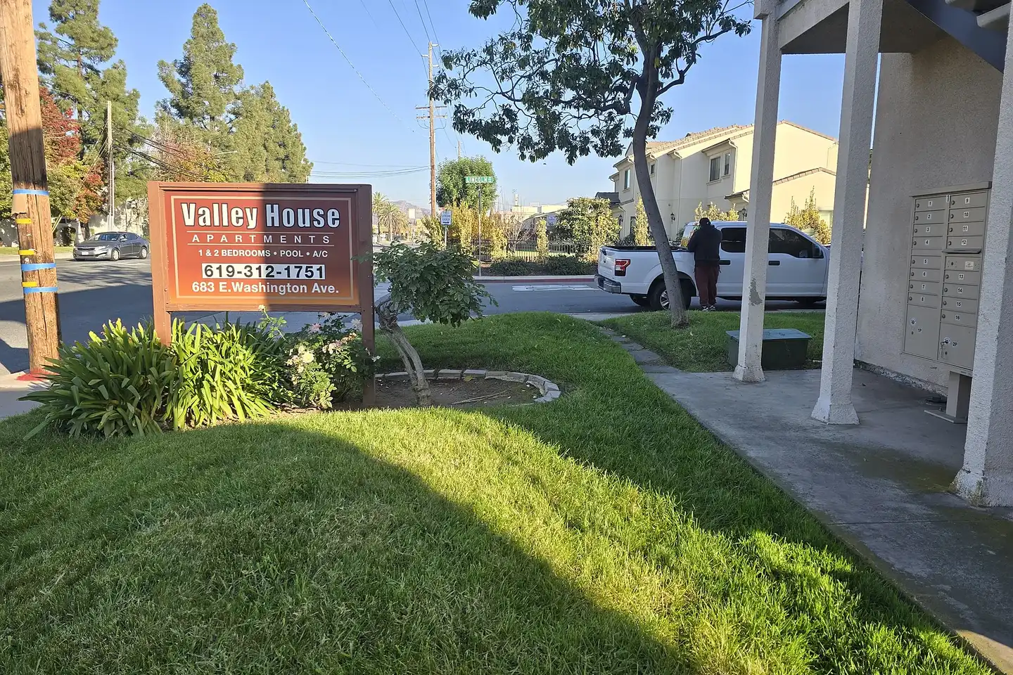 Valley House Apartments photo 5