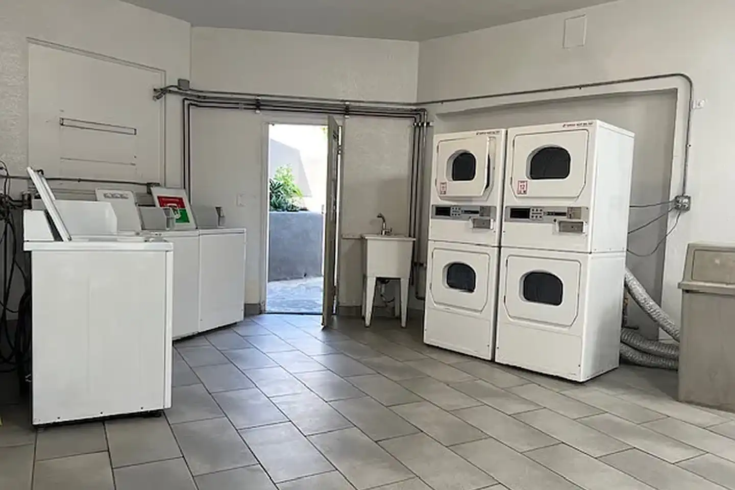 SILVER SPRAY APARTMENTS