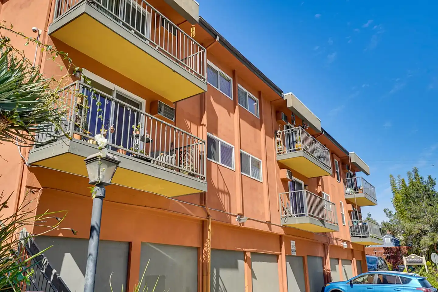Florida Place photo 4