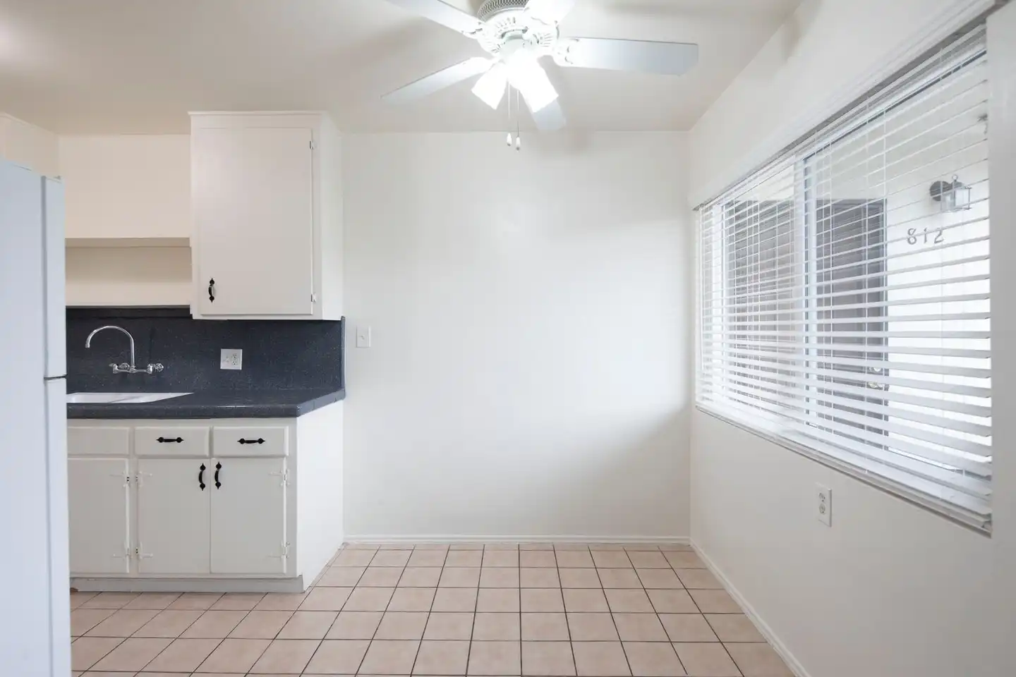 802 Franklin Ave photo 3