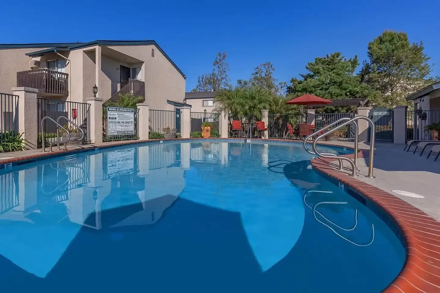 The Pines Apartments photo 2