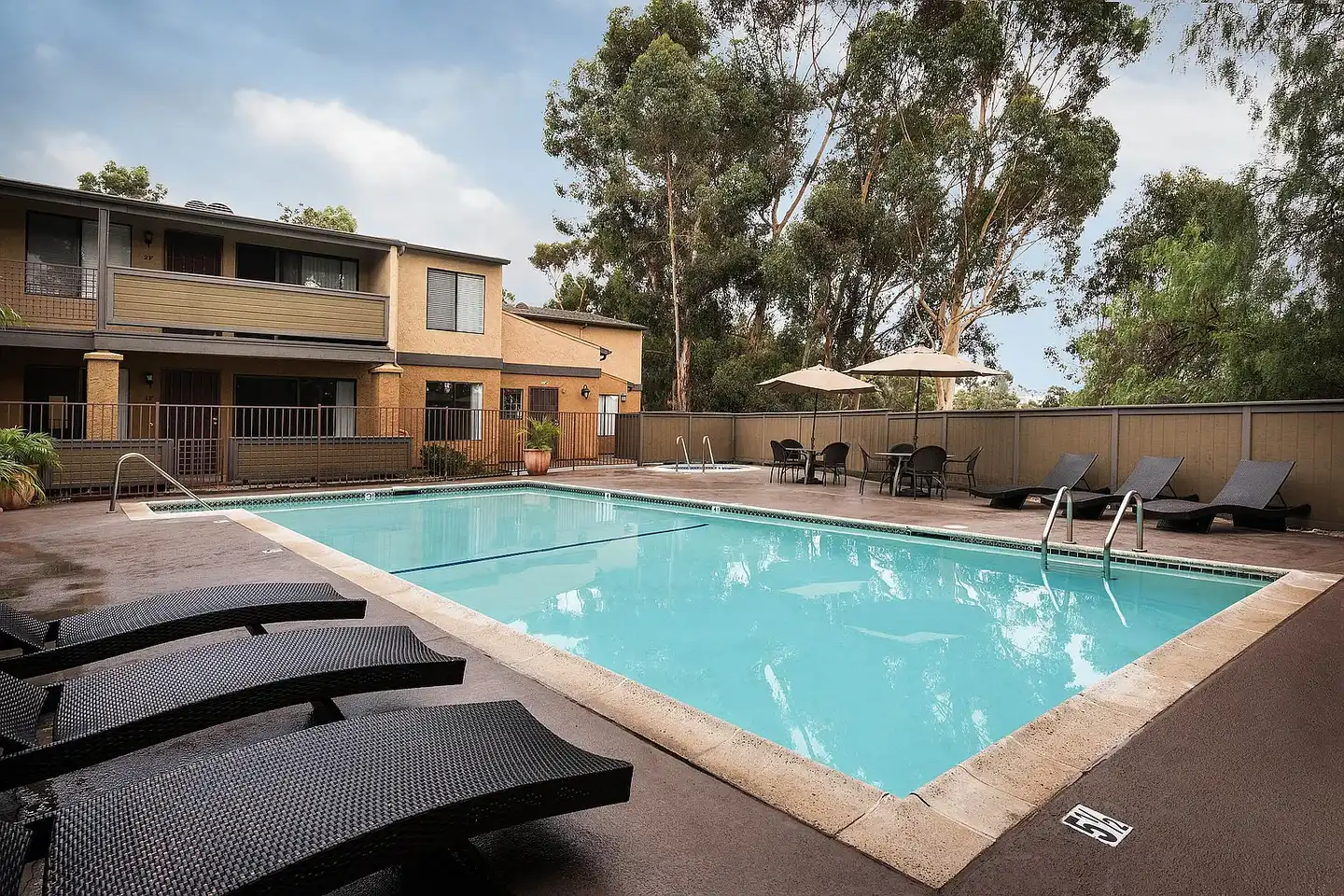 Elan - Scripps Terrace photo 5