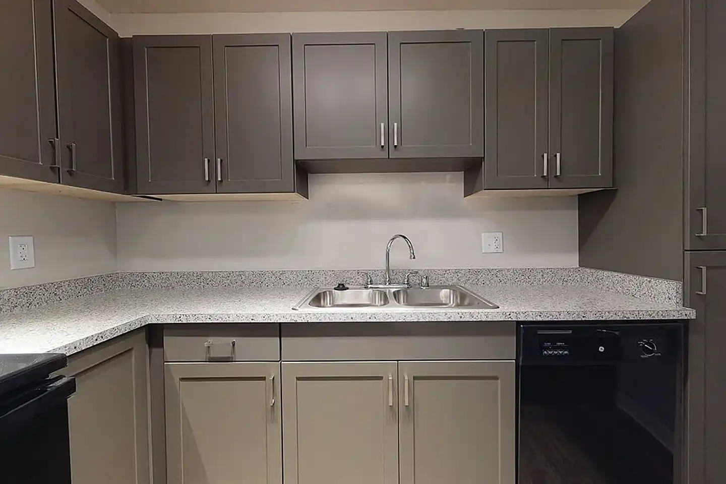 Park Villas Apartments photo 2