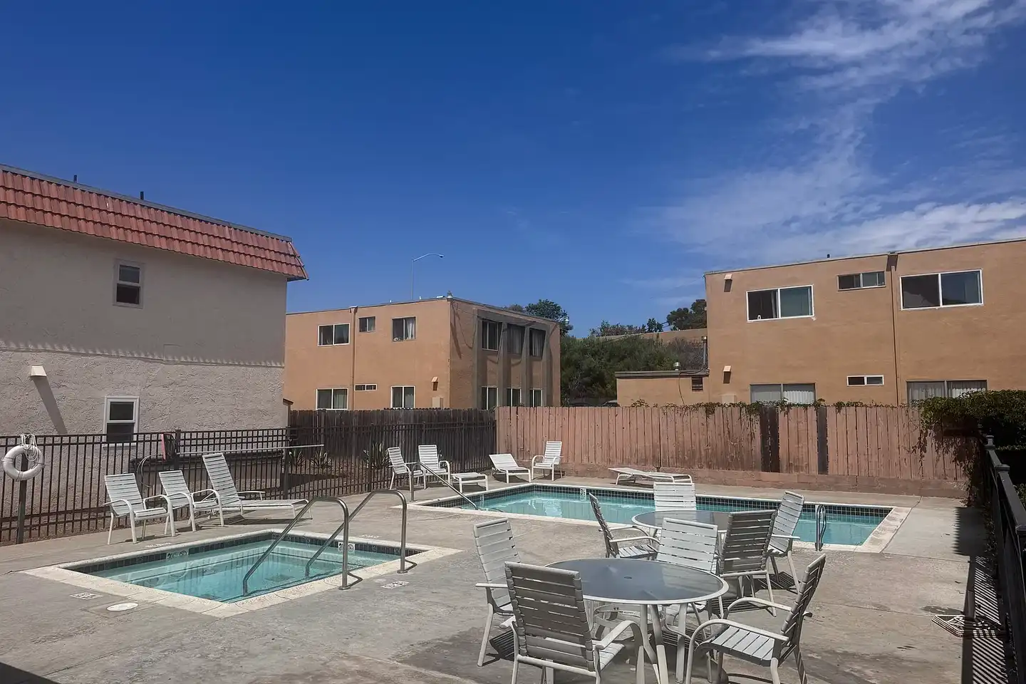 Camino Pointe Apartments photo 5