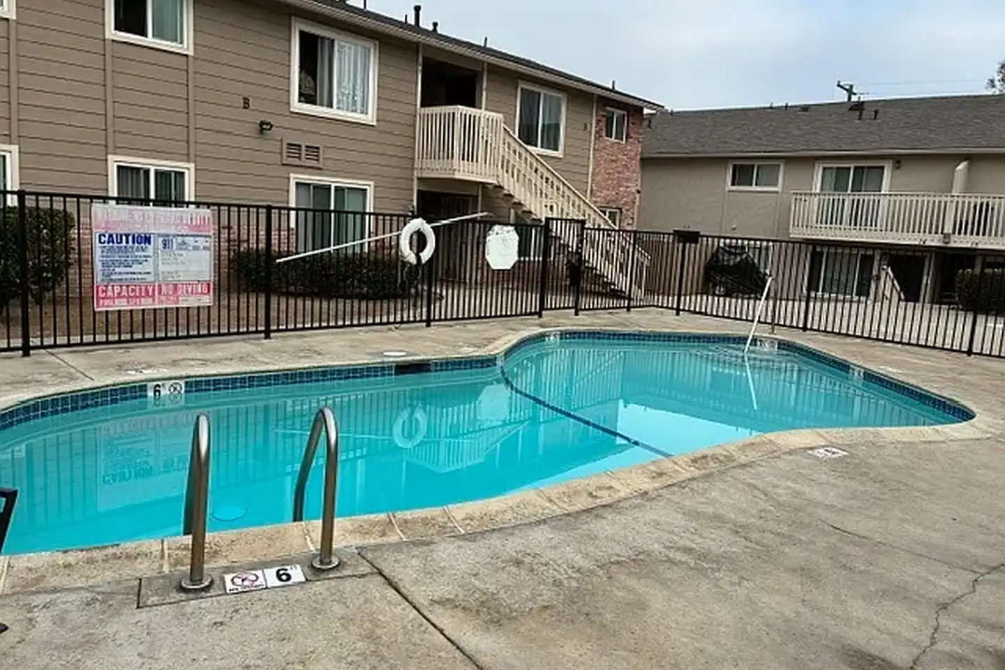 Jovanna Villa Apartments photo 5