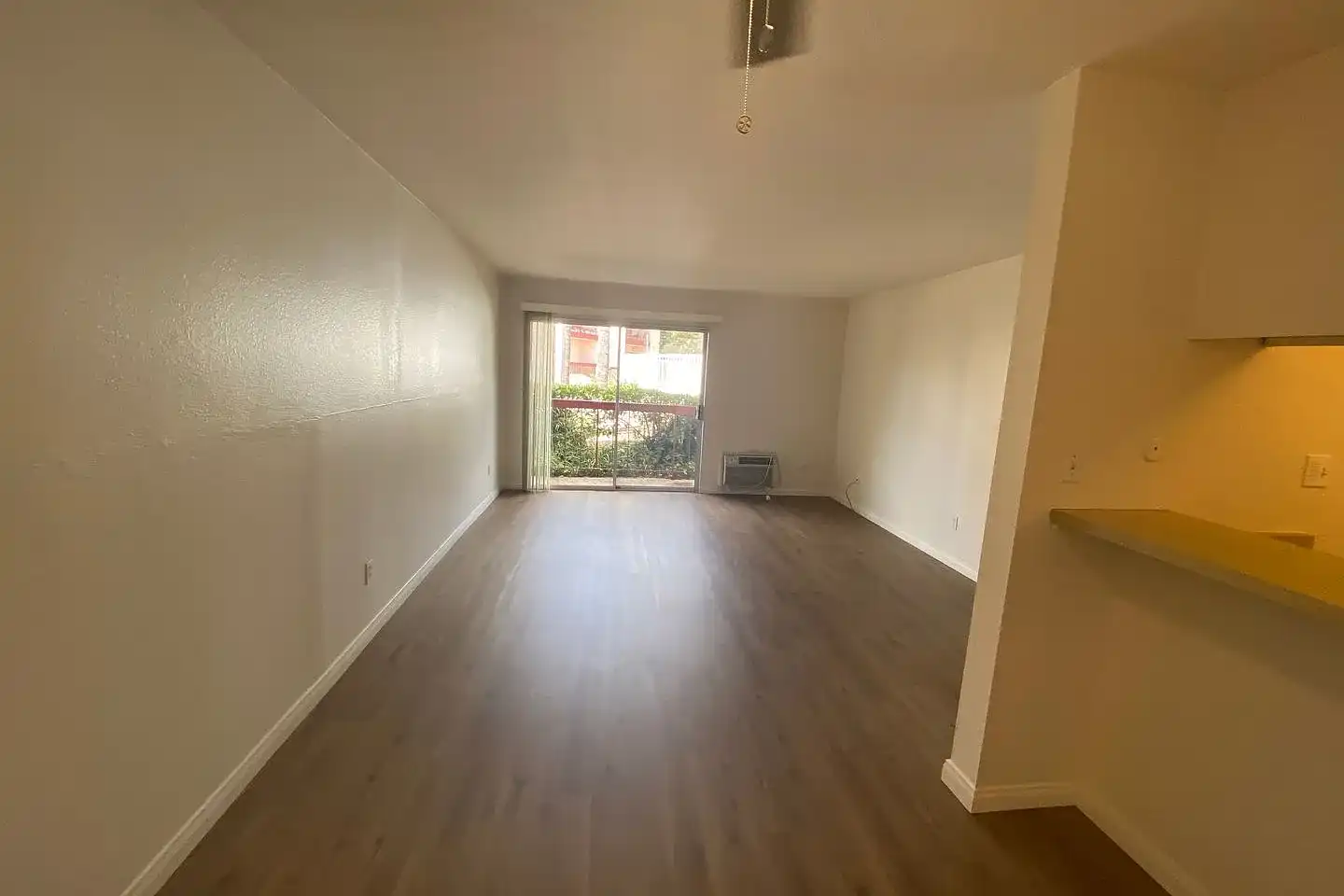 Aztec Apartments photo 3