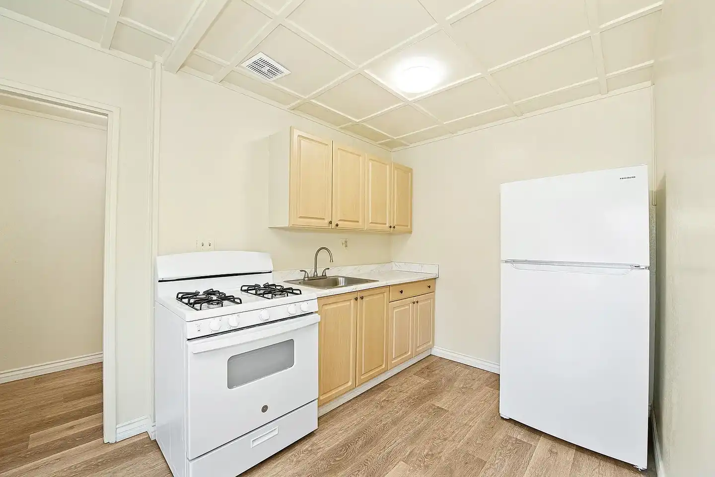 Pacifica Palms Apartments