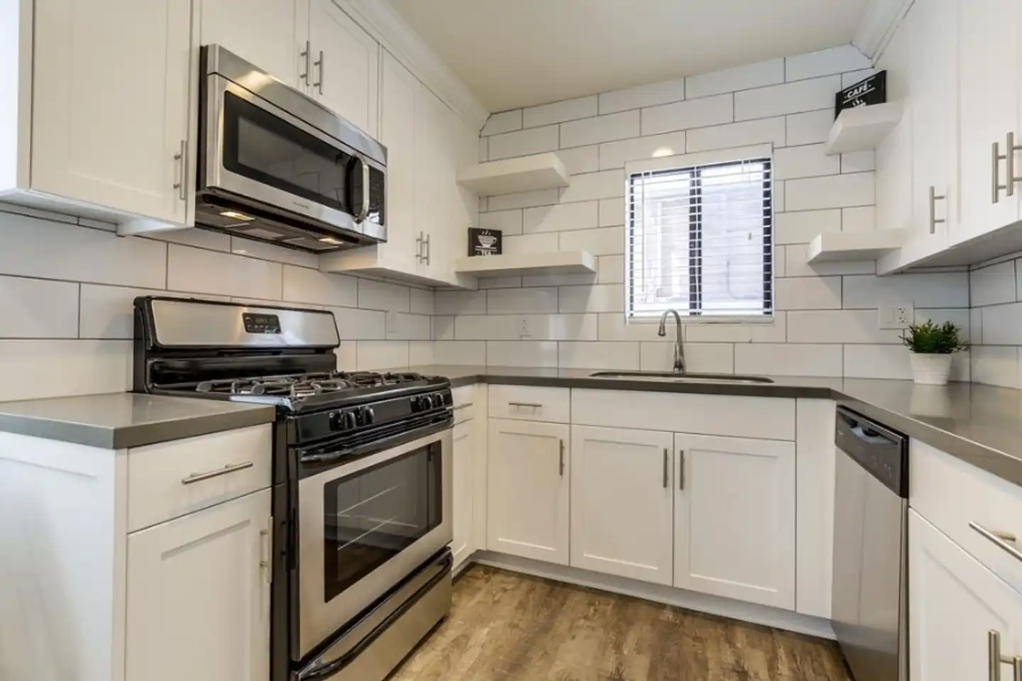 1102 30th St unit 1110