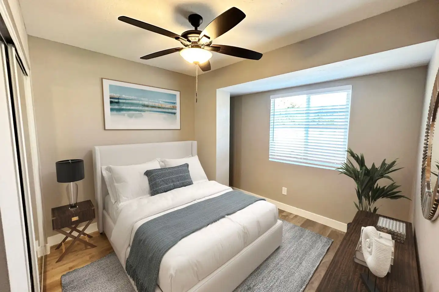 137 Avocado St unit 101 photo 4