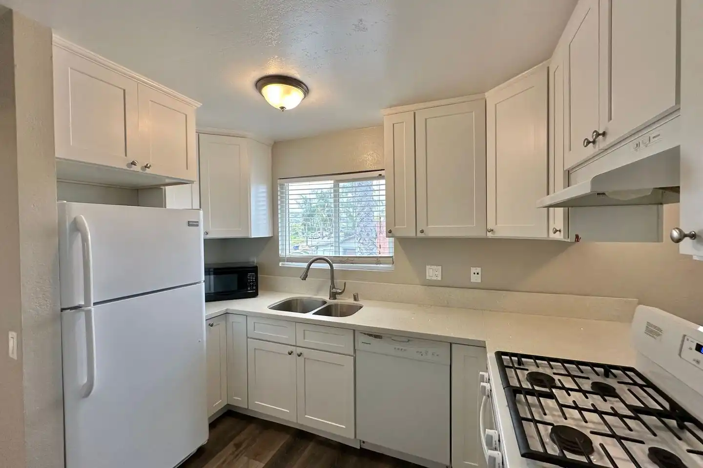 3421 Polley Dr unit 3421-6 photo 2