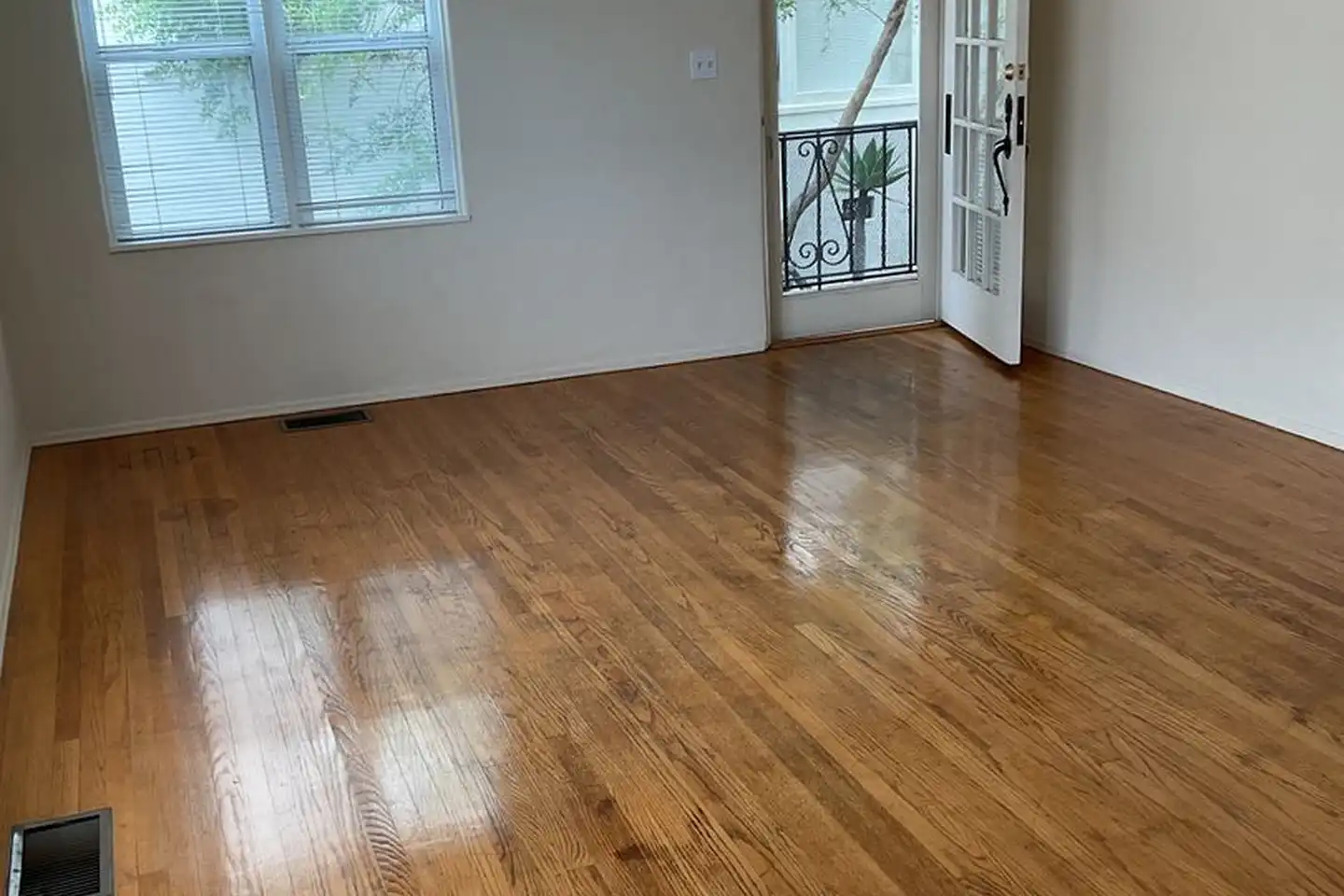 2417 Fifth Ave unit 2417 photo 4