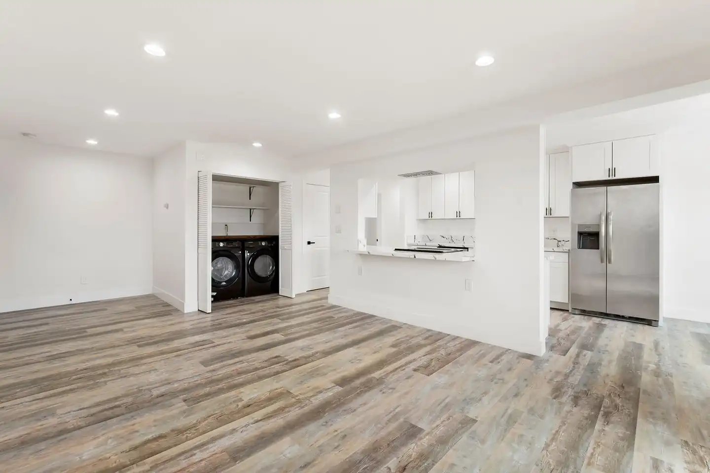 4475 49th St unit Unit 102 photo 3
