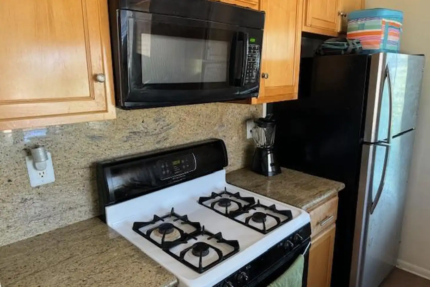 13250 Wimberly Square unit 211 photo 3