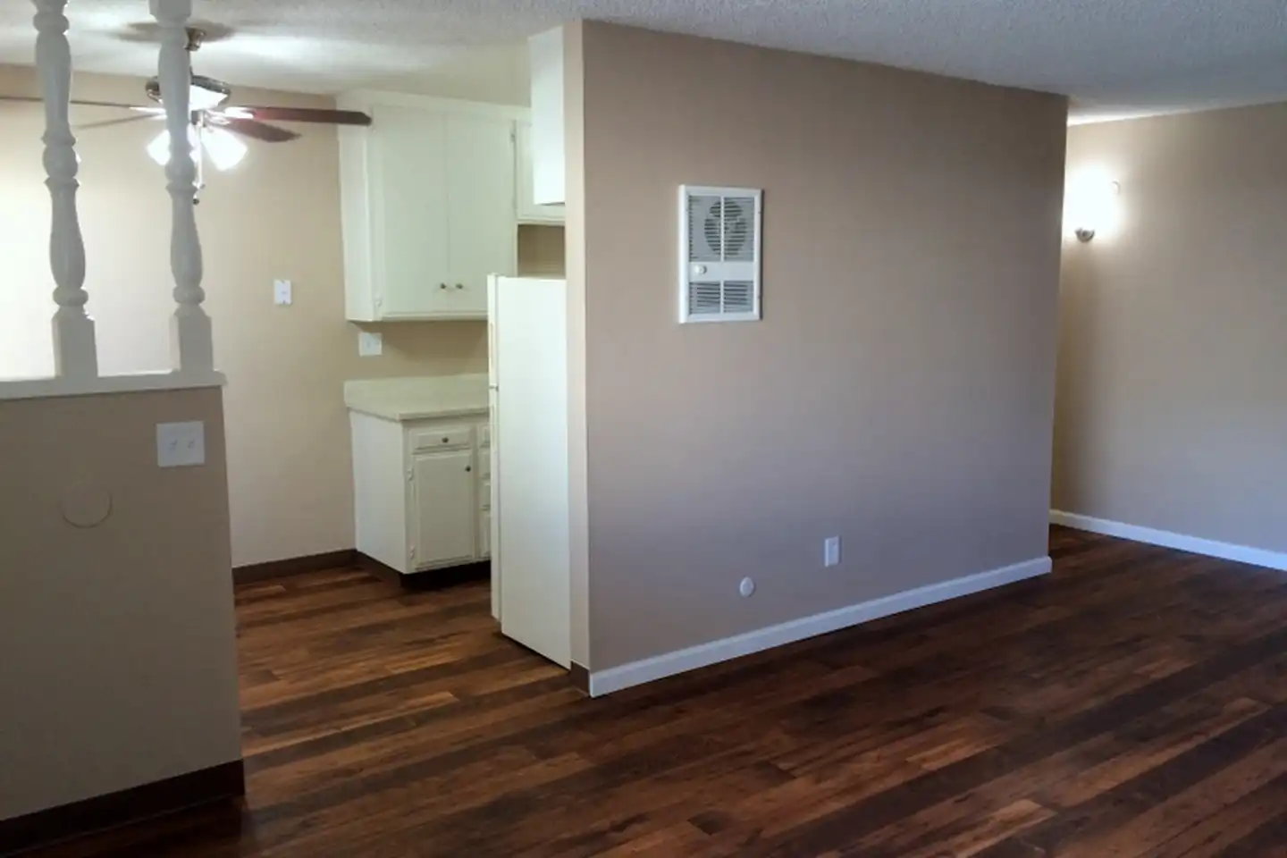 166 S Lincoln Ave unit 09 photo 4