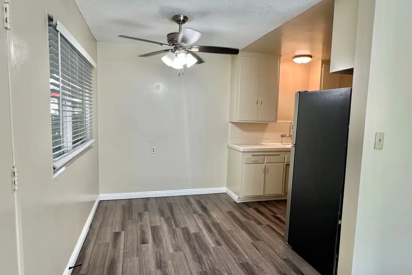 351 Palm Ave unit 5