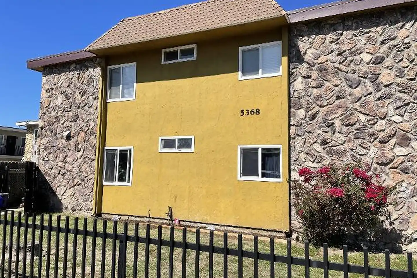 5368 Imperial Ave