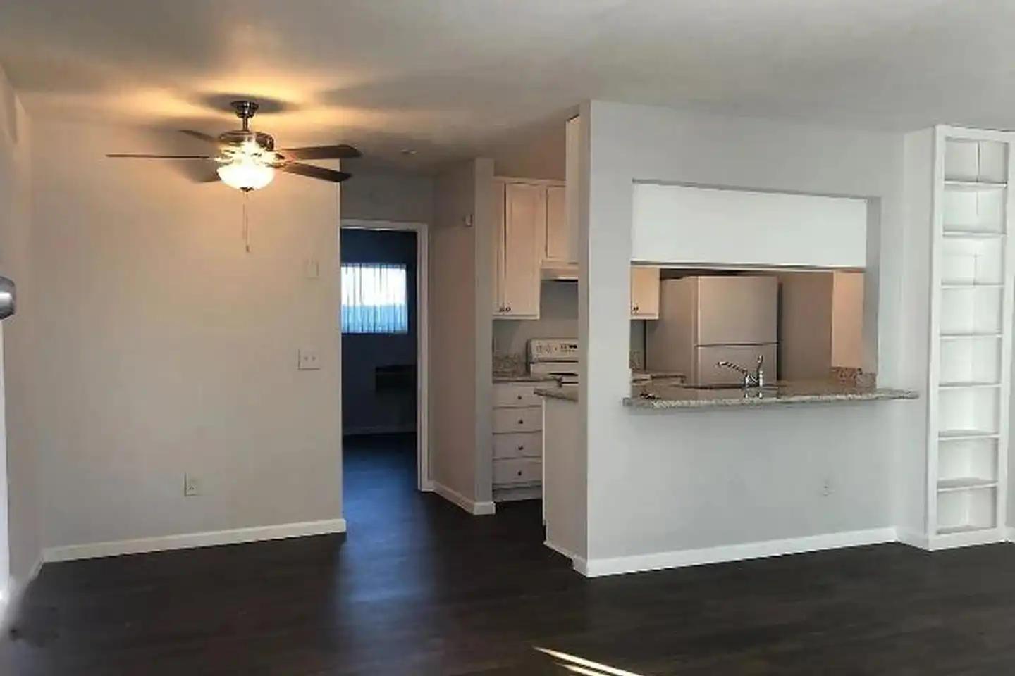 3825 47th St photo 3