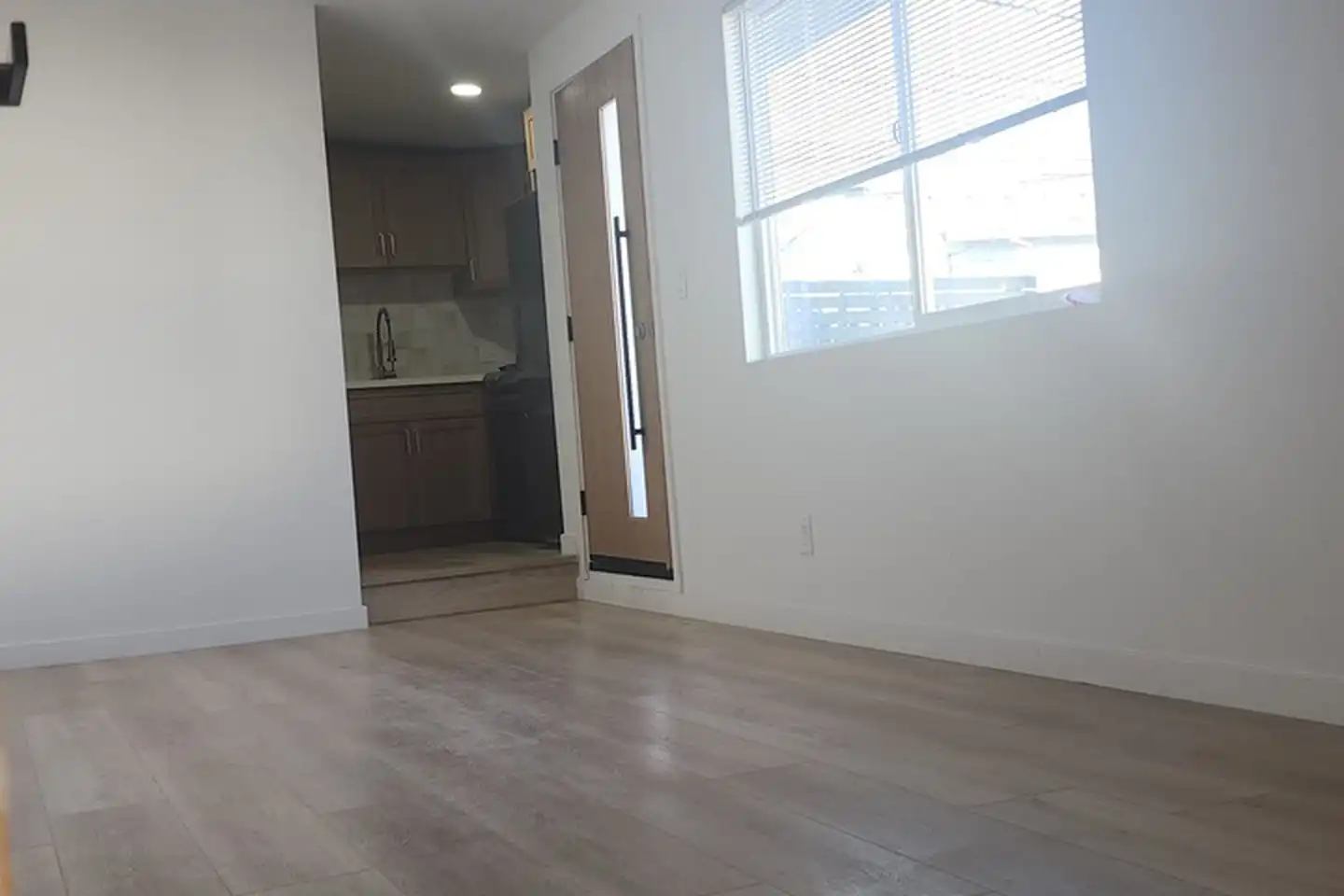 3837 37th St unit B photo 4