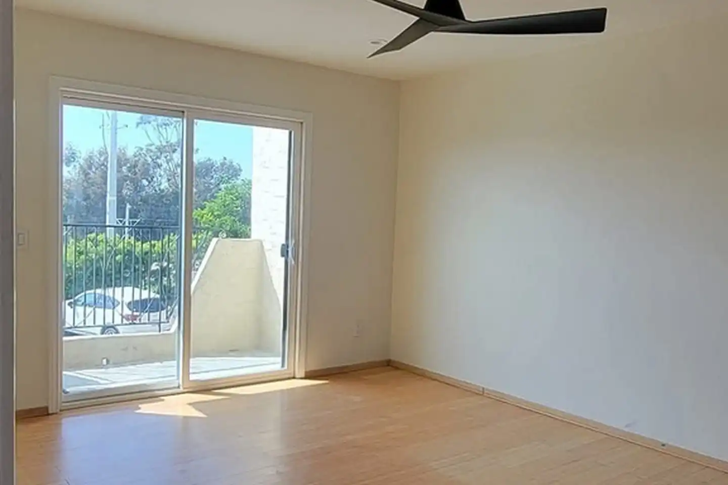 4245 Asher St unit 17