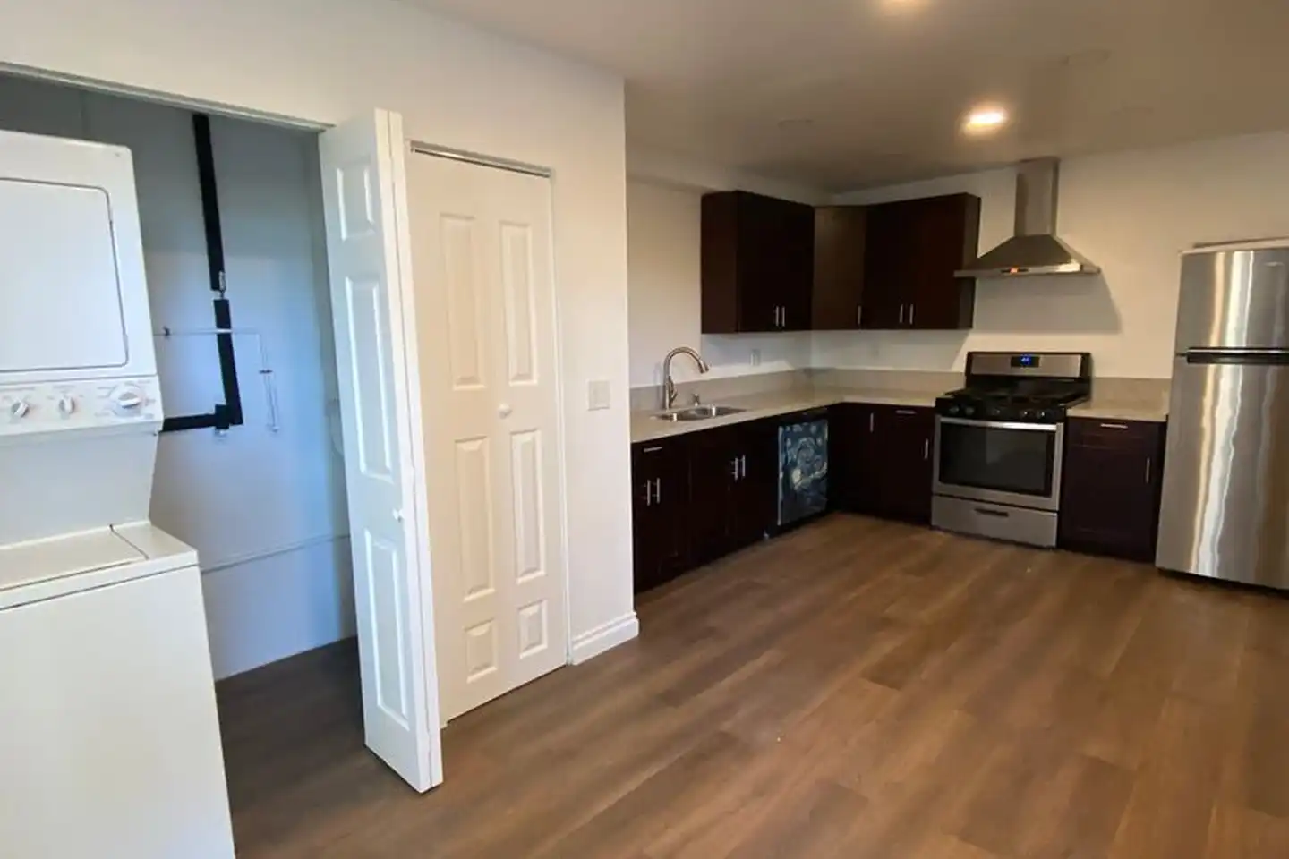 4541 Contour Blvd unit 4 photo 4