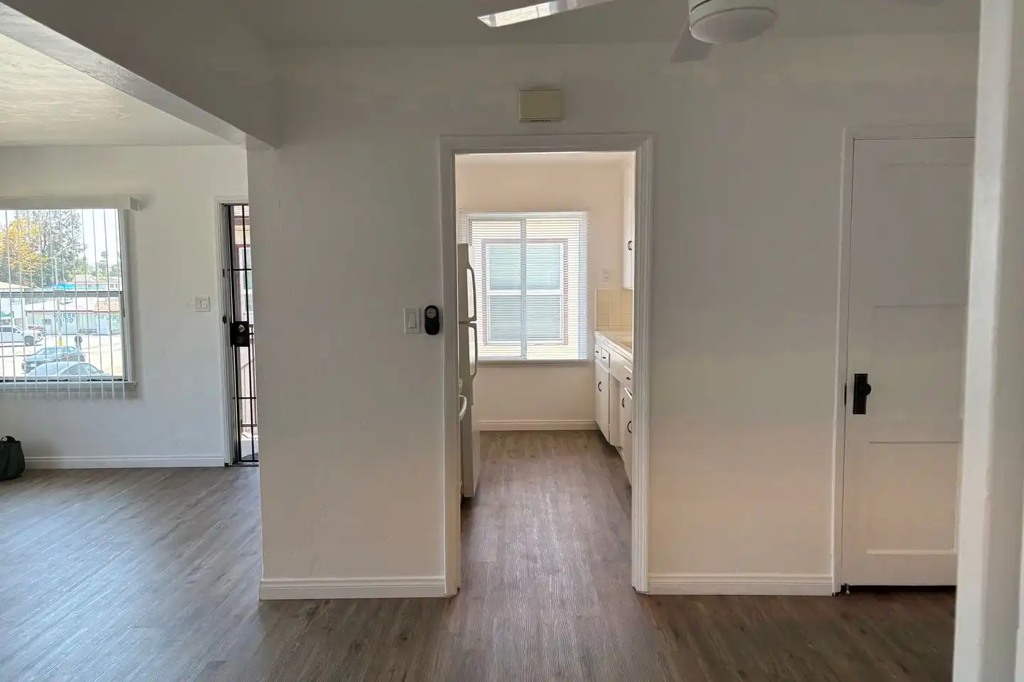 7776 University Ave unit 7776 photo 3