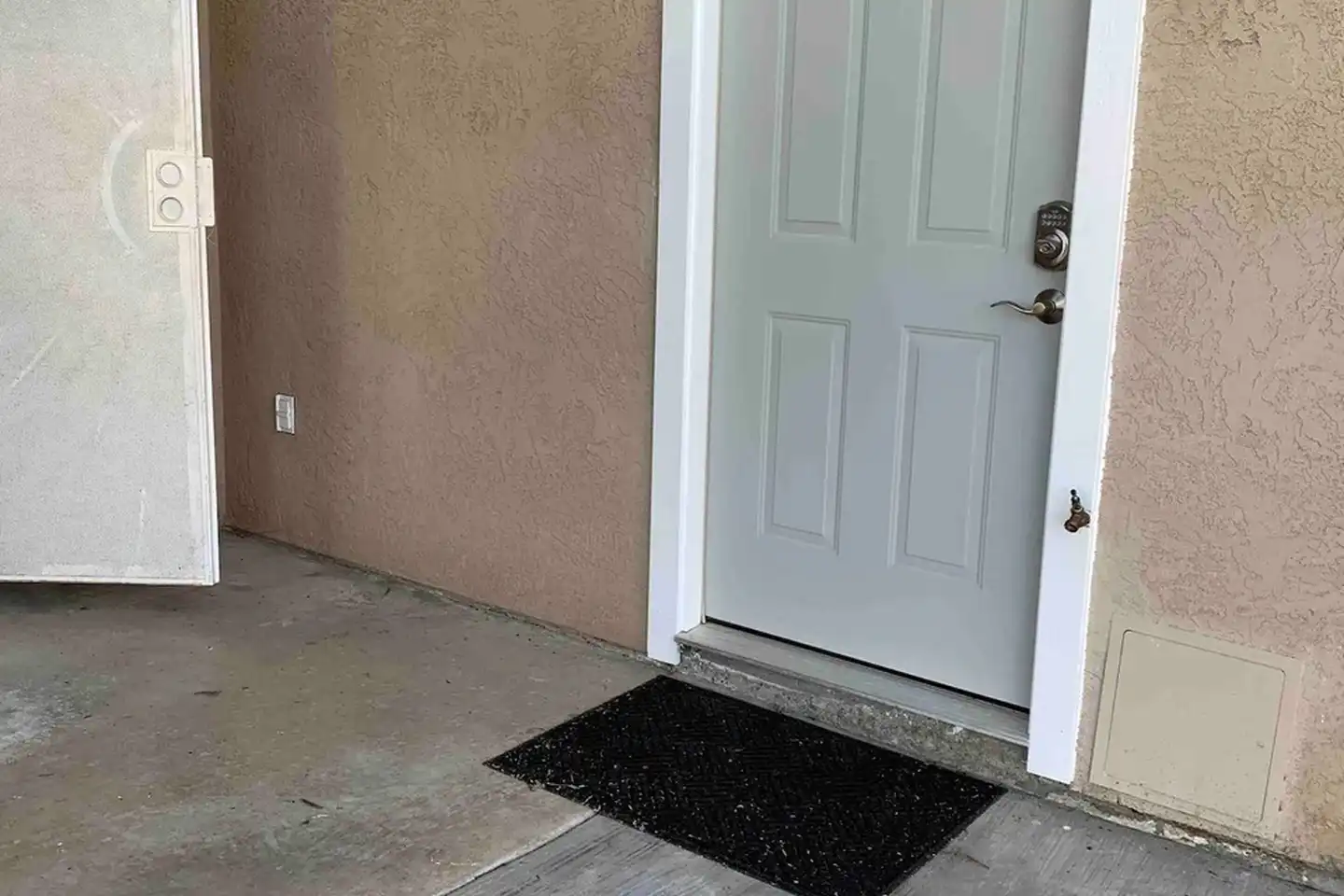 4435 Summer Dr unit 1 photo 4