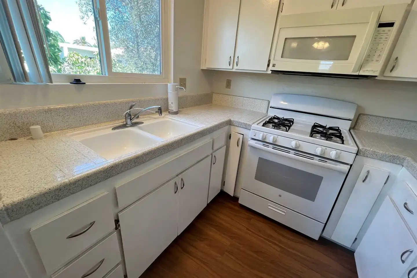 4514 Felton St unit 6 photo 2
