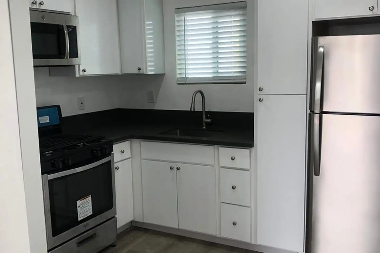420 Q Ave unit 420 Q Avenue #1 photo 4
