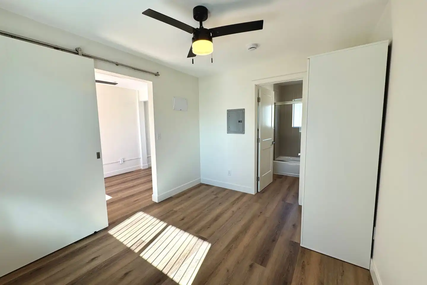 3540 Mission Blvd unit Apt 4 photo 5