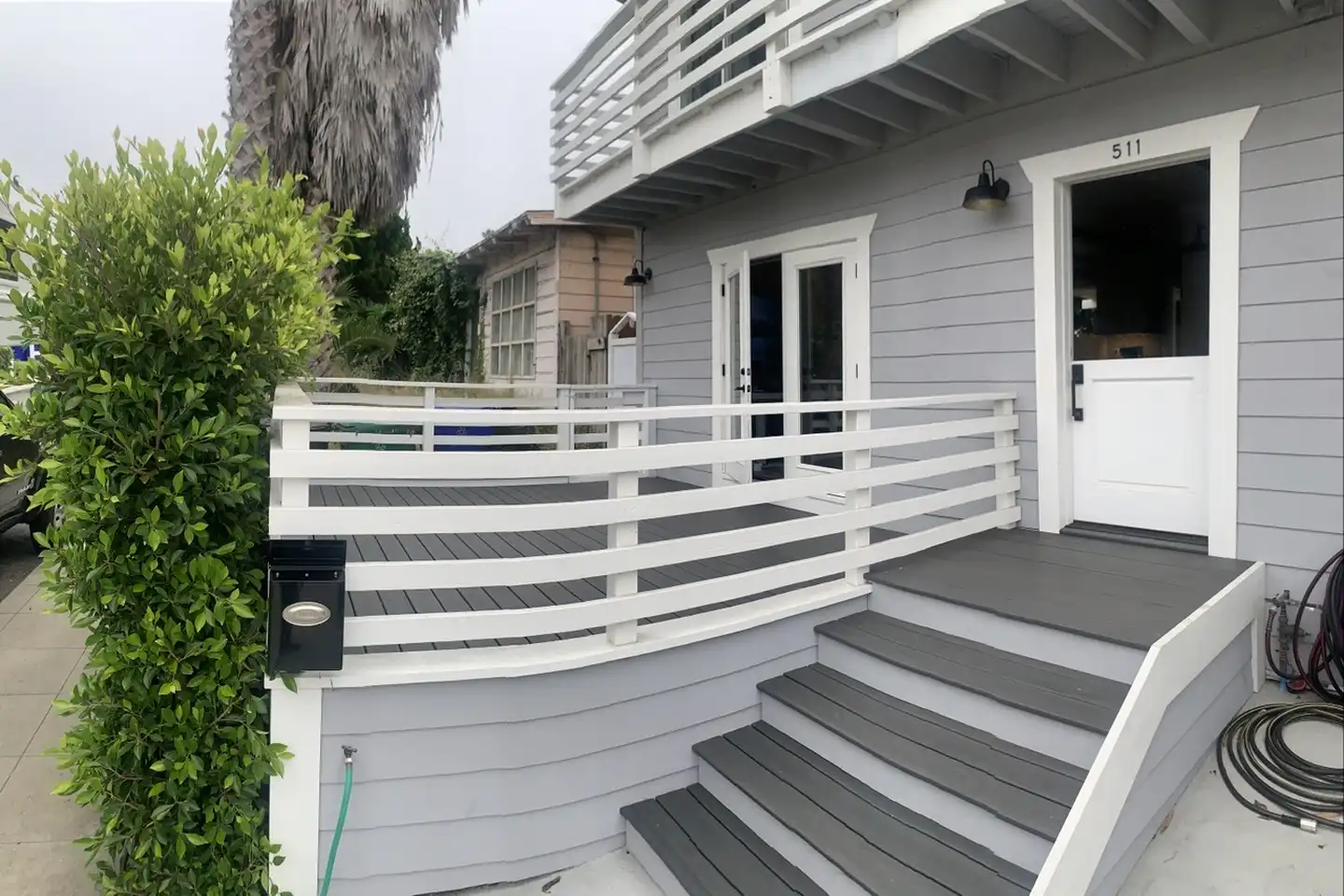 511 Sea Ln photo 2